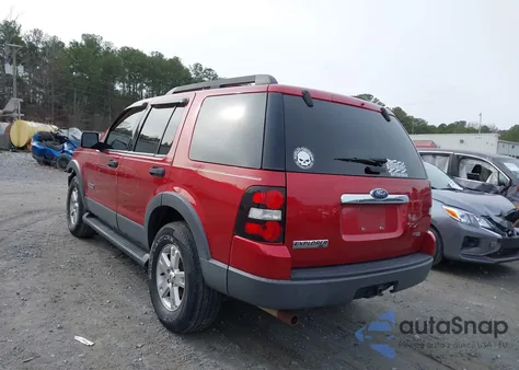 2006 Ford Explorer Xlt z USA, uszkodzony, nr VIN 1FMEU63EX6UA53886